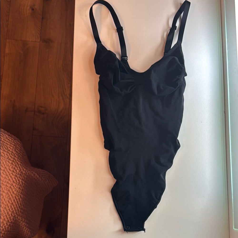 SKIMS Seamless Sculpt Bodysuit